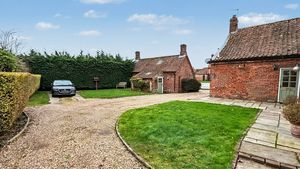 Photo 6- click for photo gallery